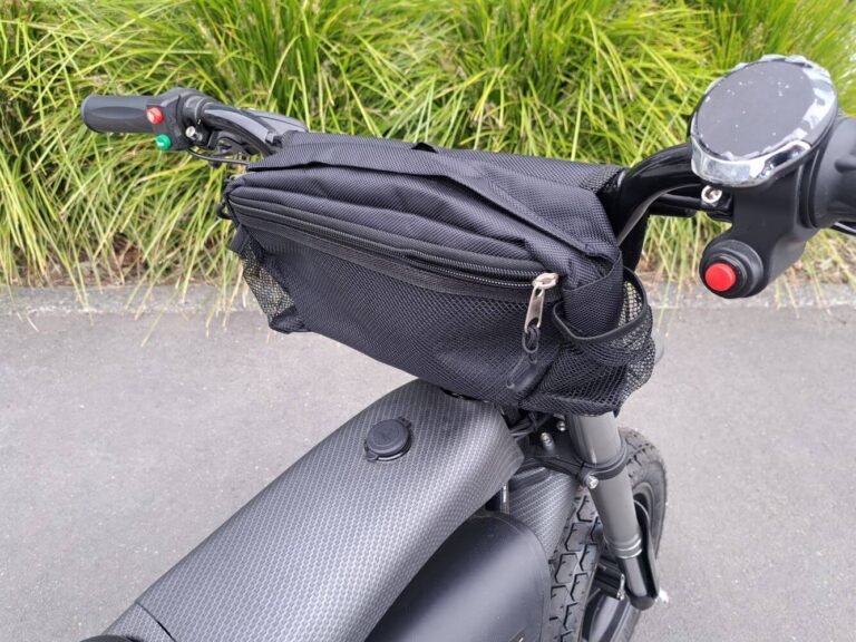 TT1600R Handle bar bag 1